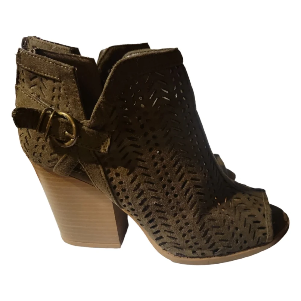 Charlotte Russe 3.5